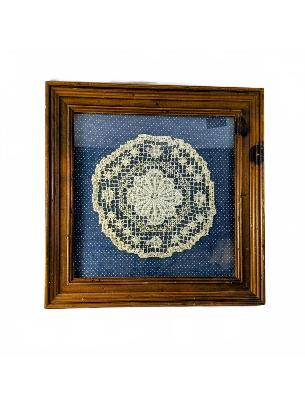 Vtg Framed Lace Doily Folk Art